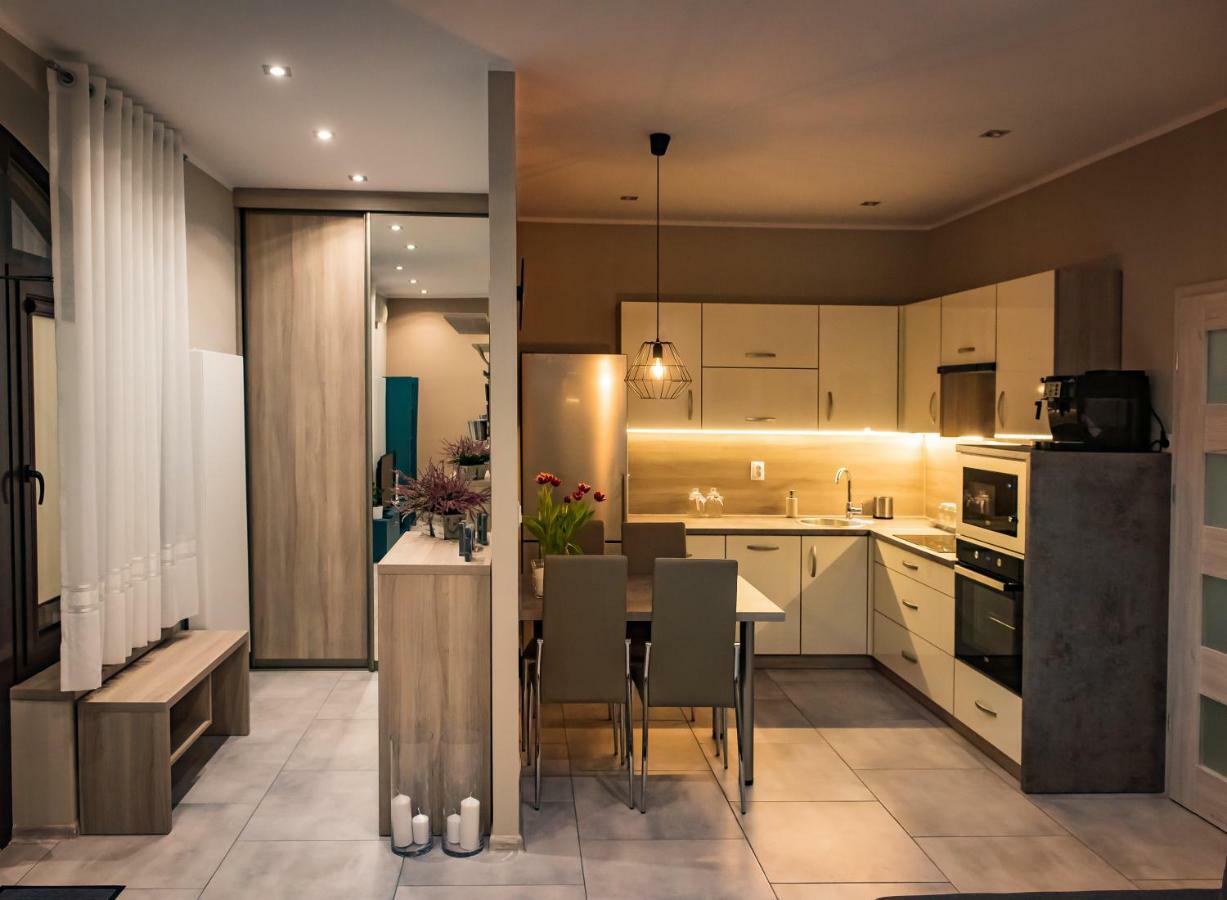 Apartament Nad Stawami Apartment Санок Екстериор снимка