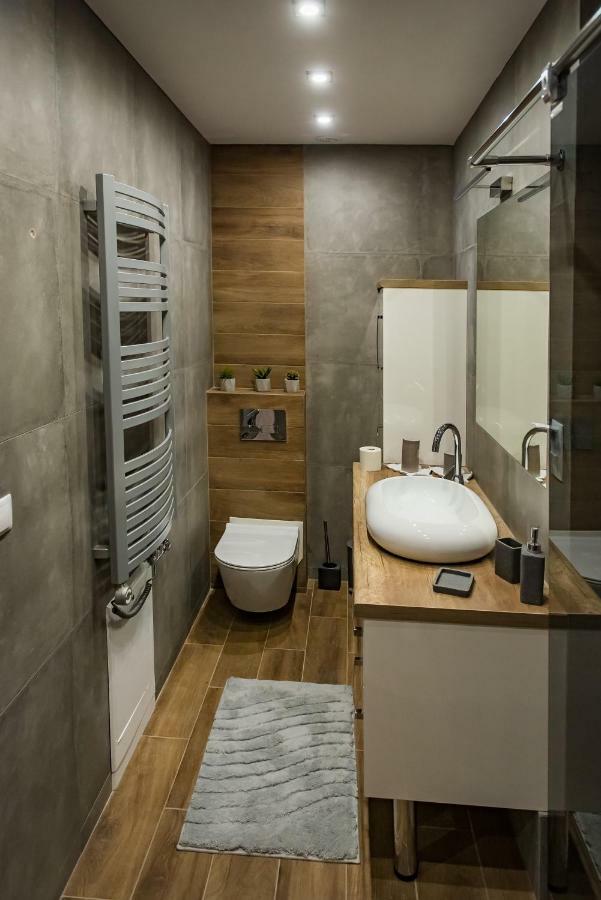 Apartament Nad Stawami Apartment Санок Екстериор снимка